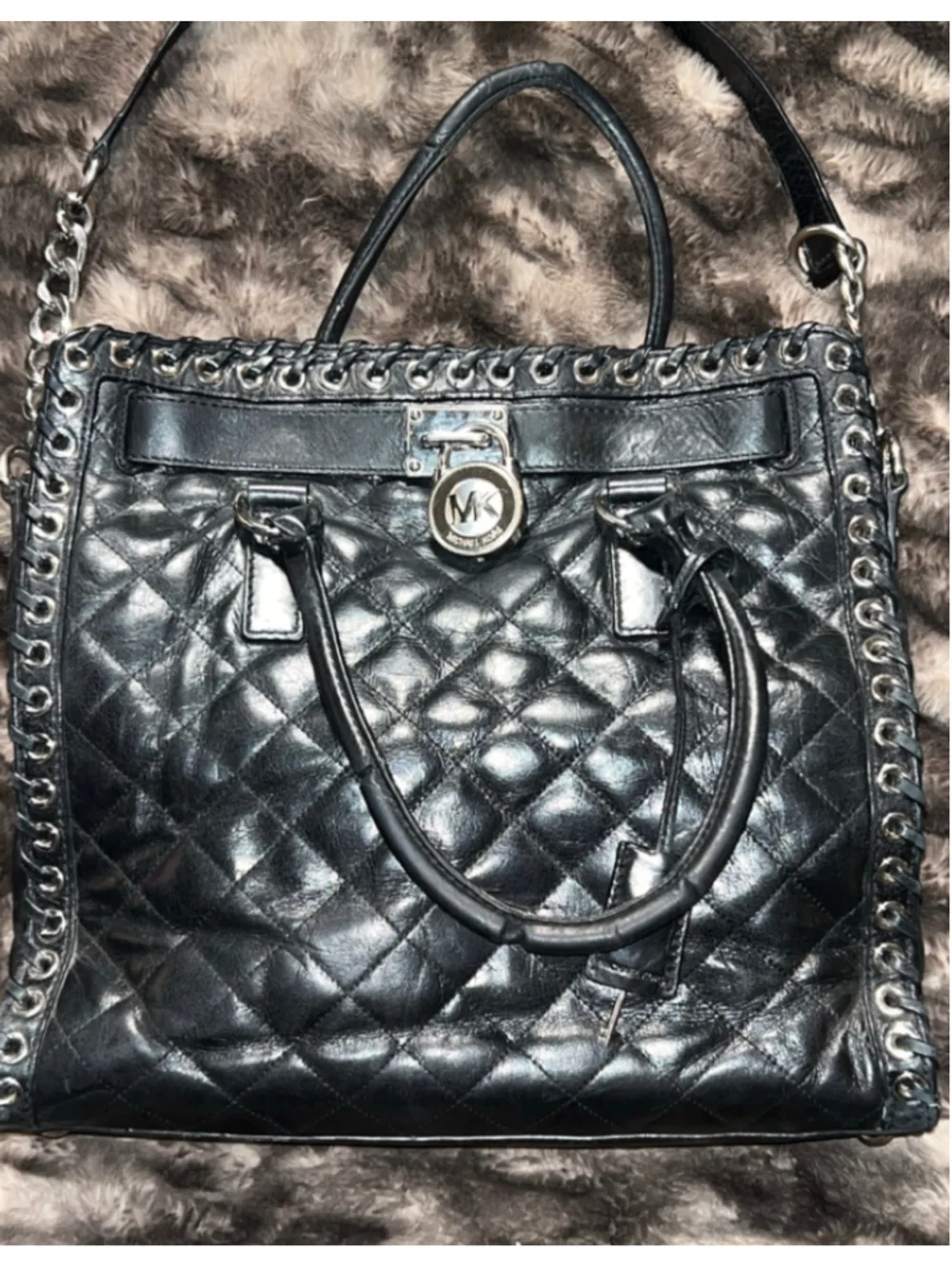 Women's Michael Kors Quilted Hippie Grommet Hamilton